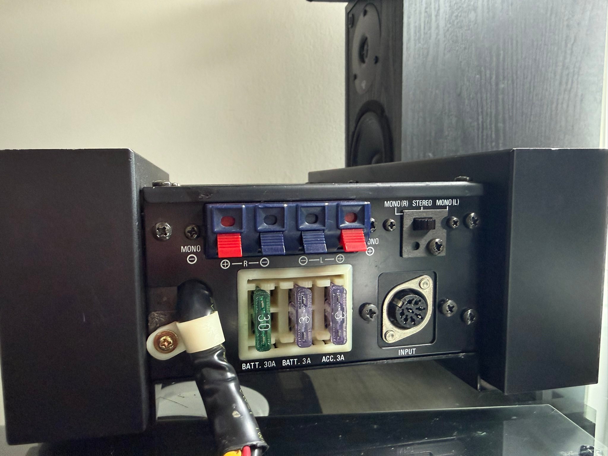 Alpine 3502 amplifiers for sale in 8/10 condition