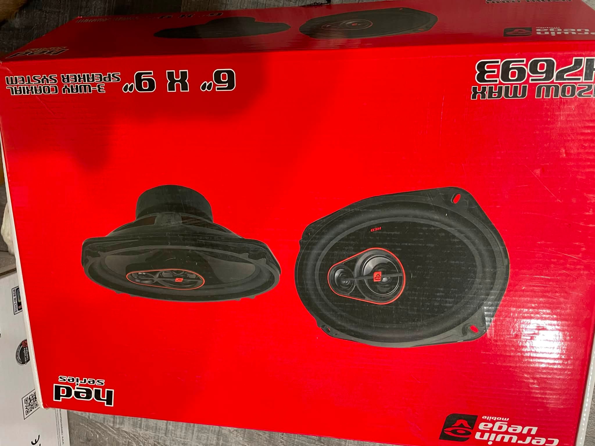 Cerwin Vega 6x9 speaker template for 3800 Apache enclosure