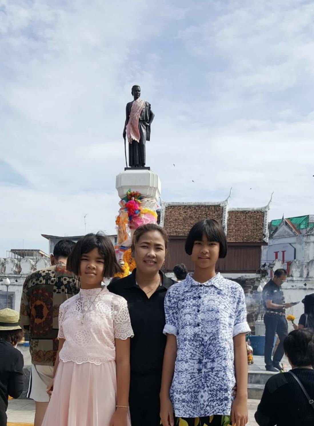 ying-sarunyaporn-facebook