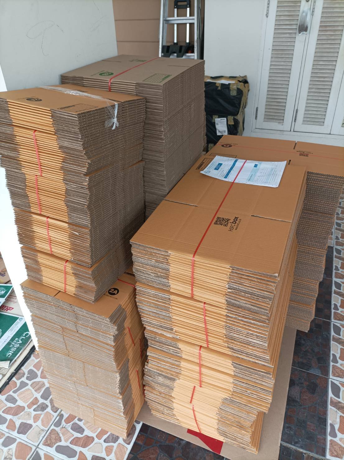 HSFC Box - 📦กล่องไปรษณีย์ HSFC Paper กล่องหนาแน่นอน!!... | Facebook