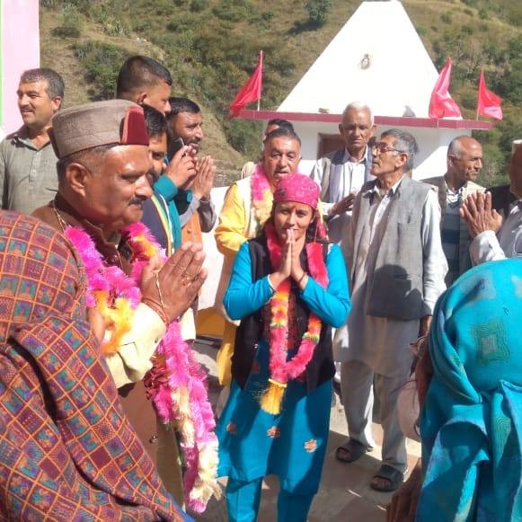 सन 2006 में प्रस्तुत एक संगीत एल्बम वीडियो। जिसमें विभिन्न नाटियों का ...