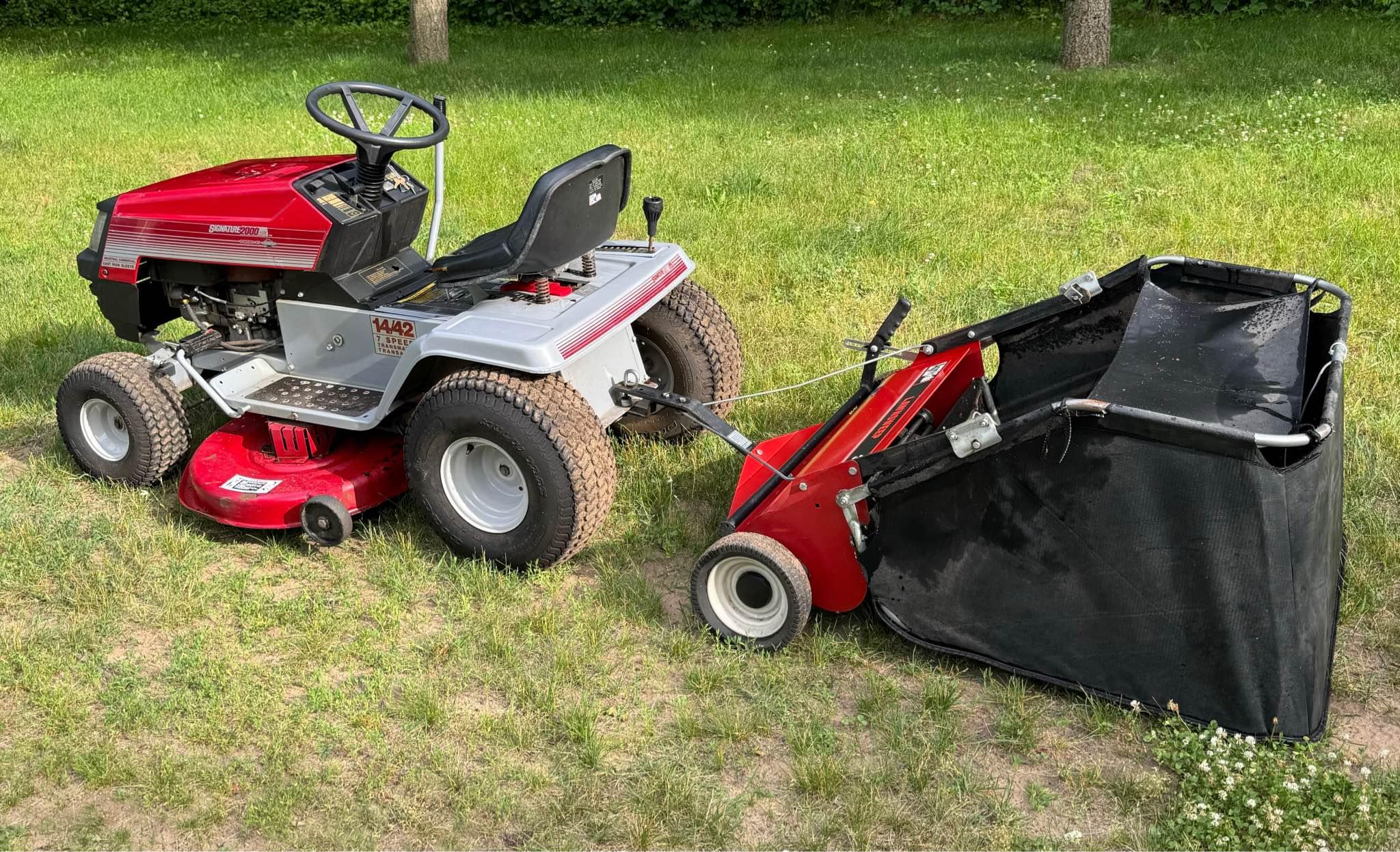 1992 Montgomery ward riding mower - Lawn Mowers - Grand Rapids ...