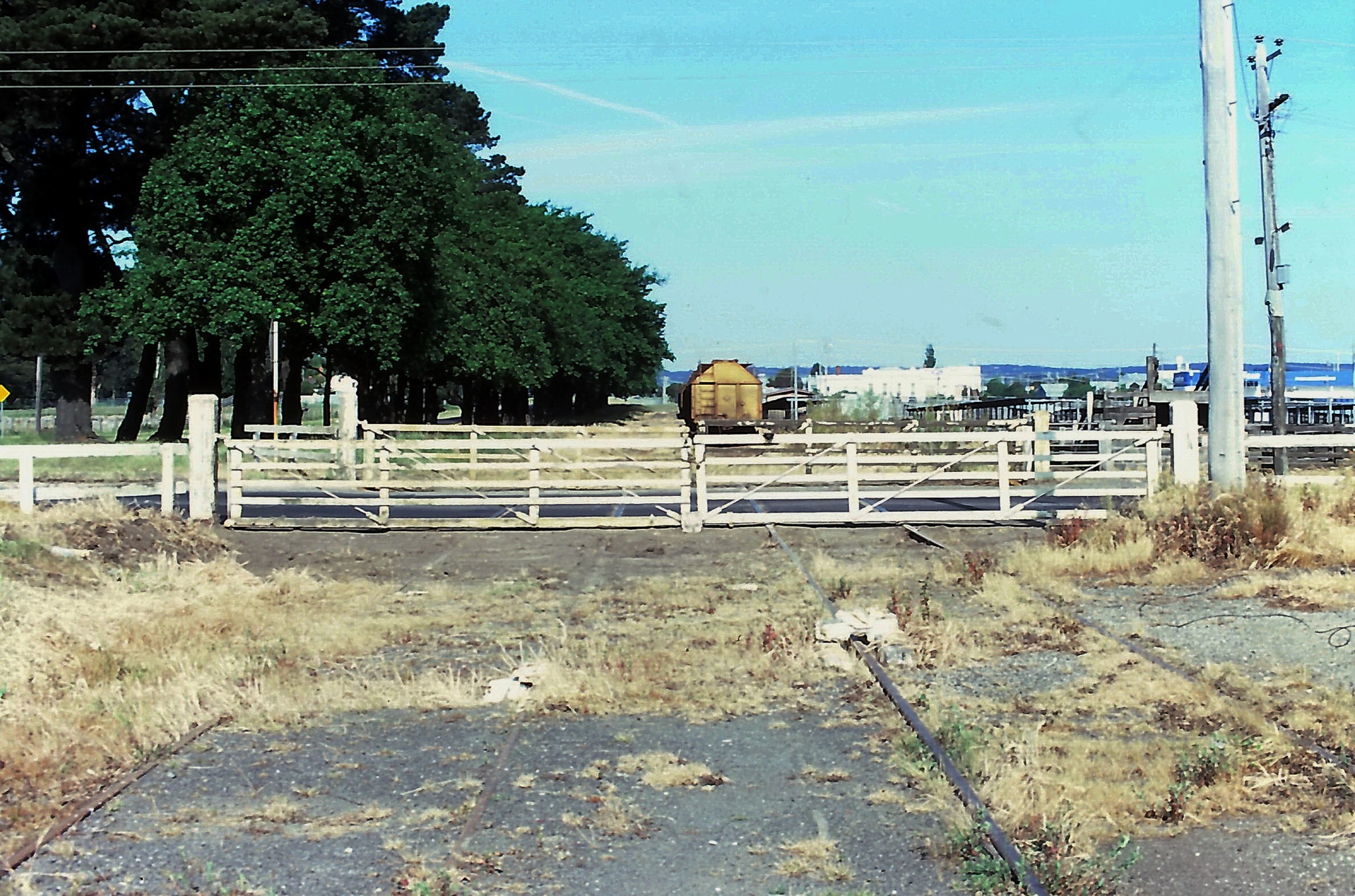 Victorian Railways | Old gates used at Redan 1987 | Facebook