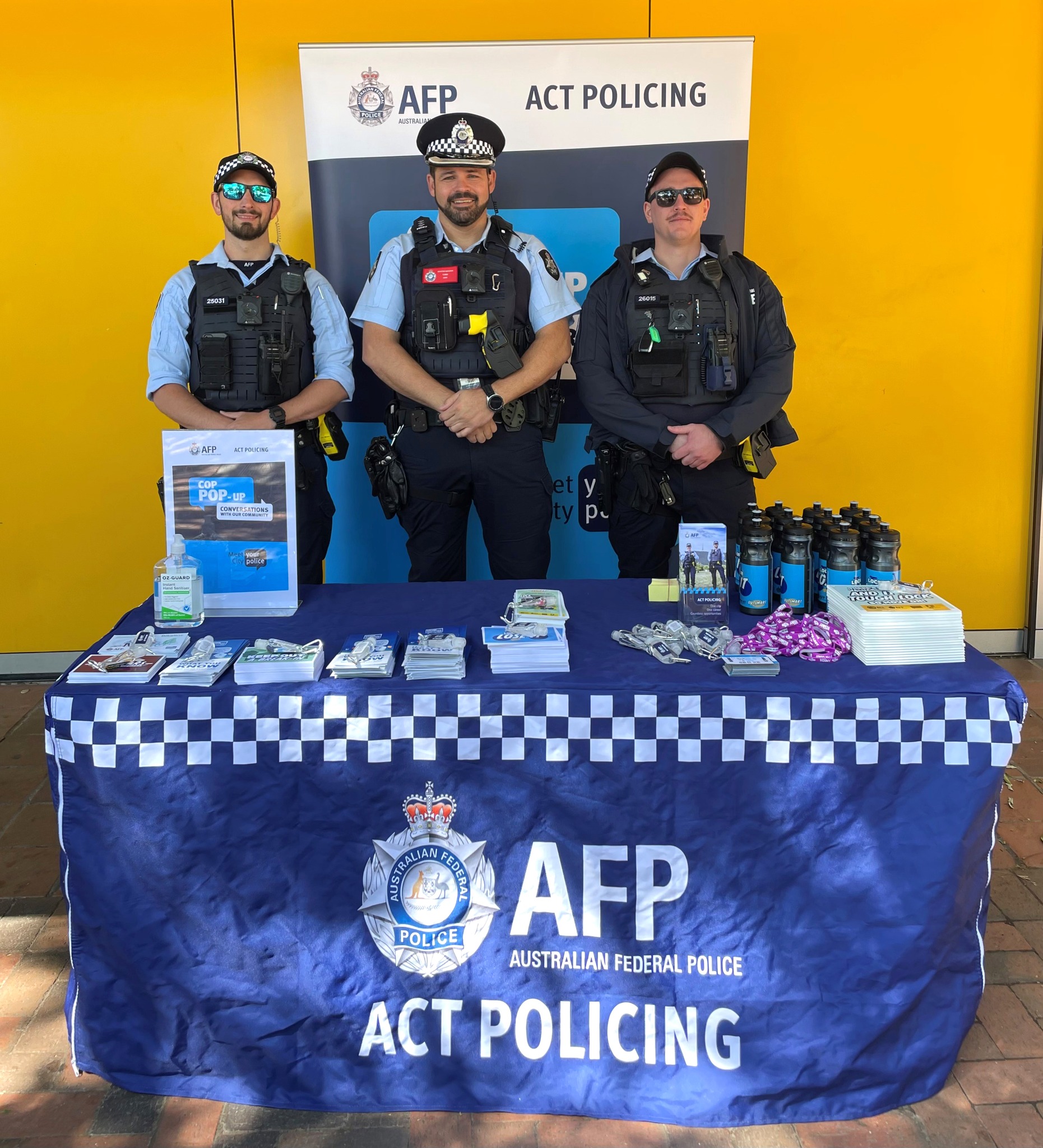 ACT Policing - It’s Cop Pop-Up day! Our officers from... | Facebook