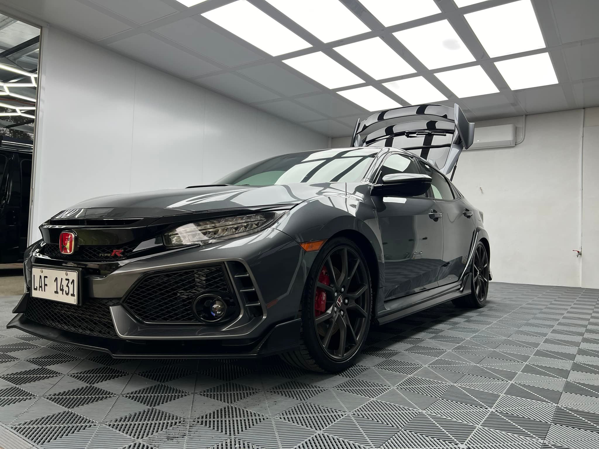 Honda Type R with... - Alpine Car Audio Lifestyle Philippines | Facebook