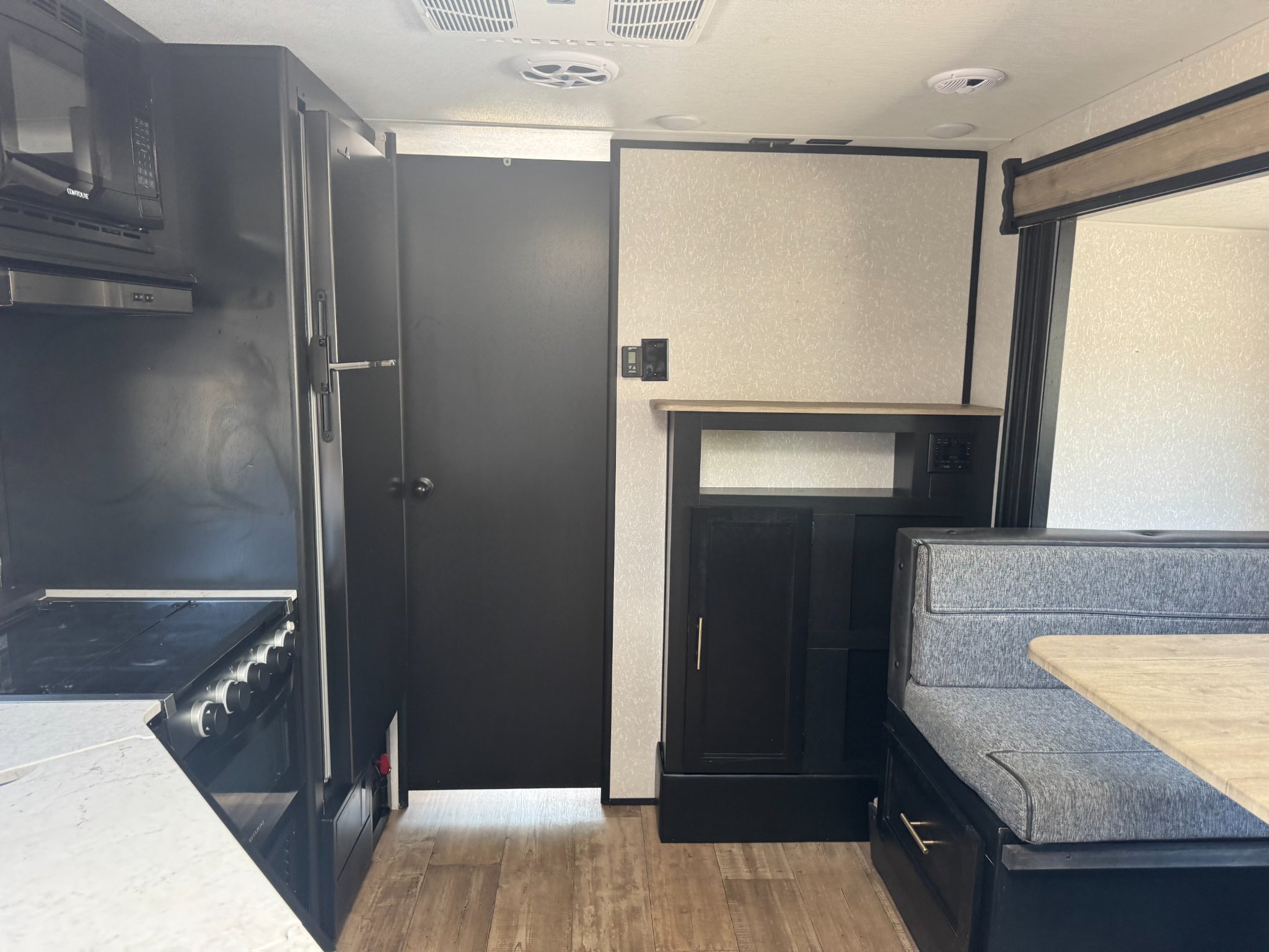 2022 Forest River Cherokee Grey Wolf 27RR....Toy Hauler..11Ft Toy Box ...