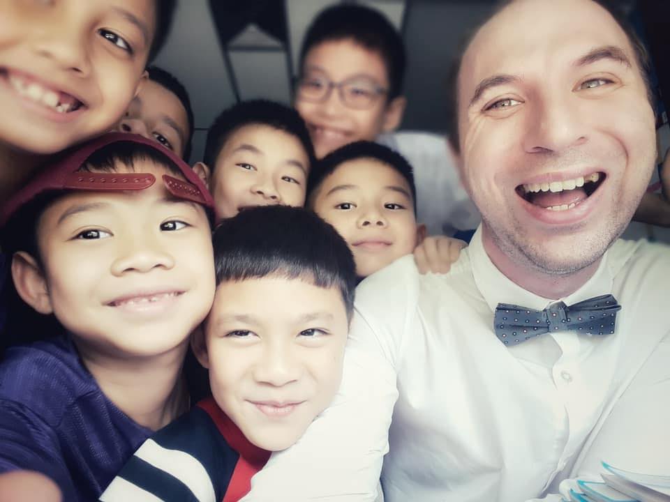 Fun English with Teacher Duncan | Bangkok