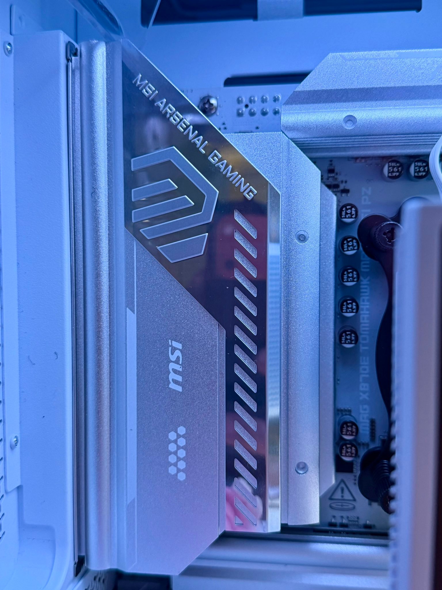 Corsair 5400 Air Case gaming PC build with AMD 9850X3D CPU