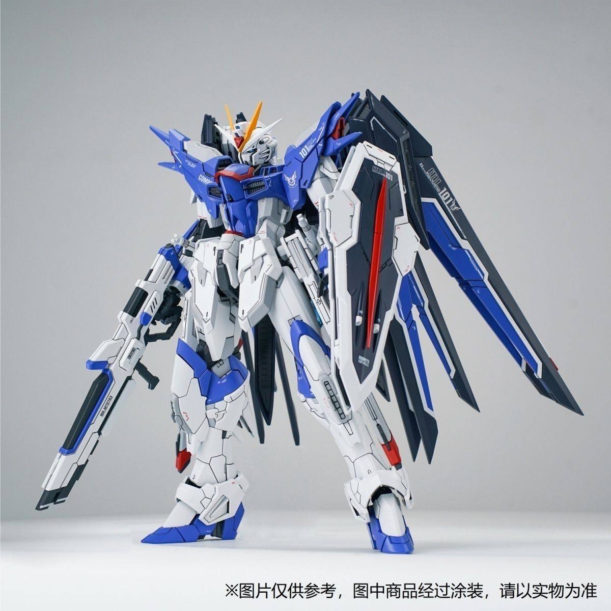 商品名稱】： 神馬模型GK樣式飛升自由蒼藍騎士RisingFreedom1/100 拼裝