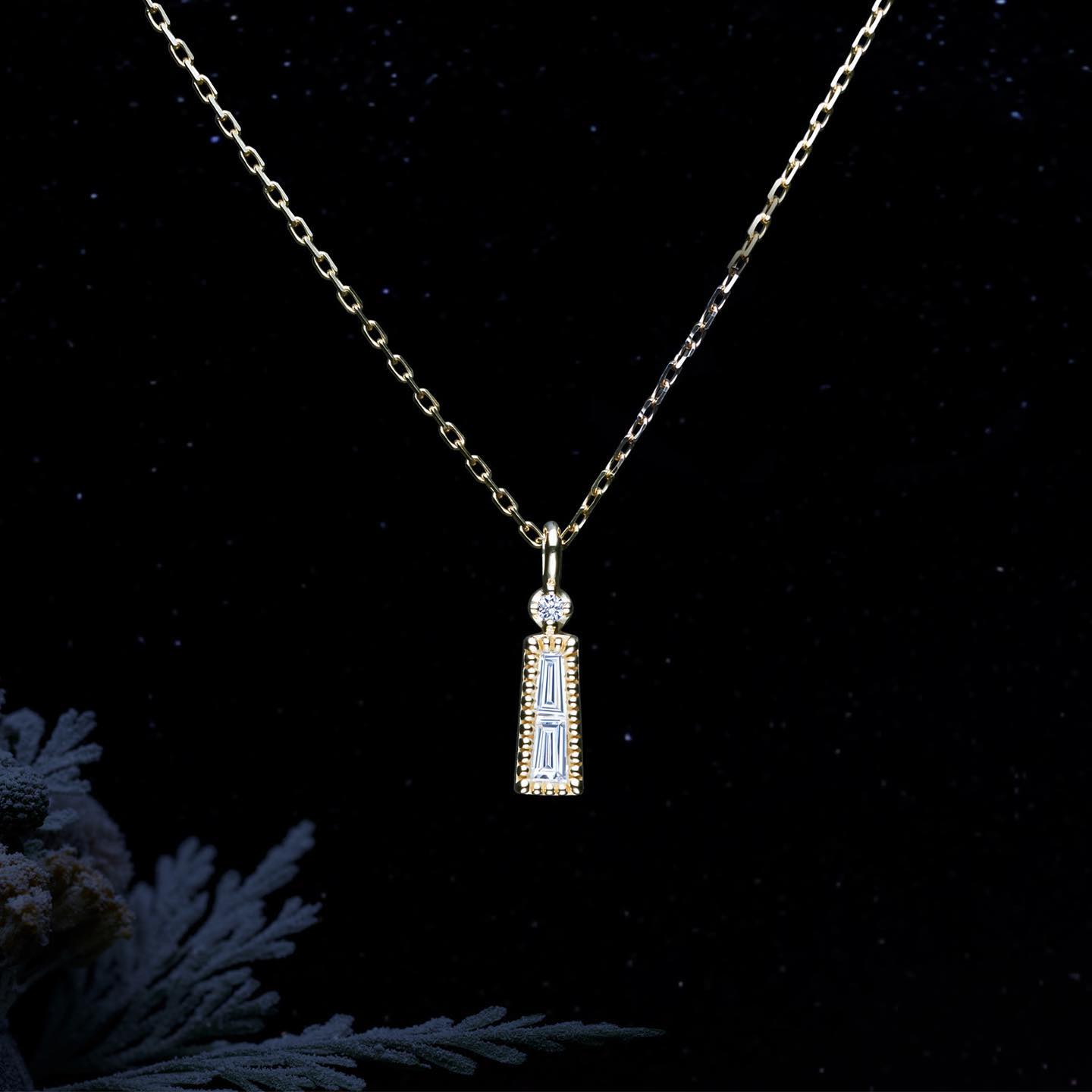 agete - . 【Winter Limited Collection】 縦長のシルエットで 