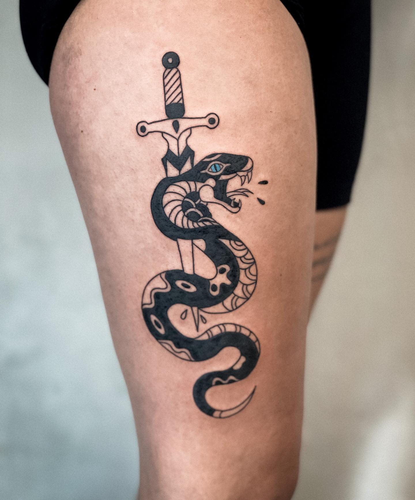 Silvija’s art - 🐍 🗡 made at @oldslingers_tattoo made...