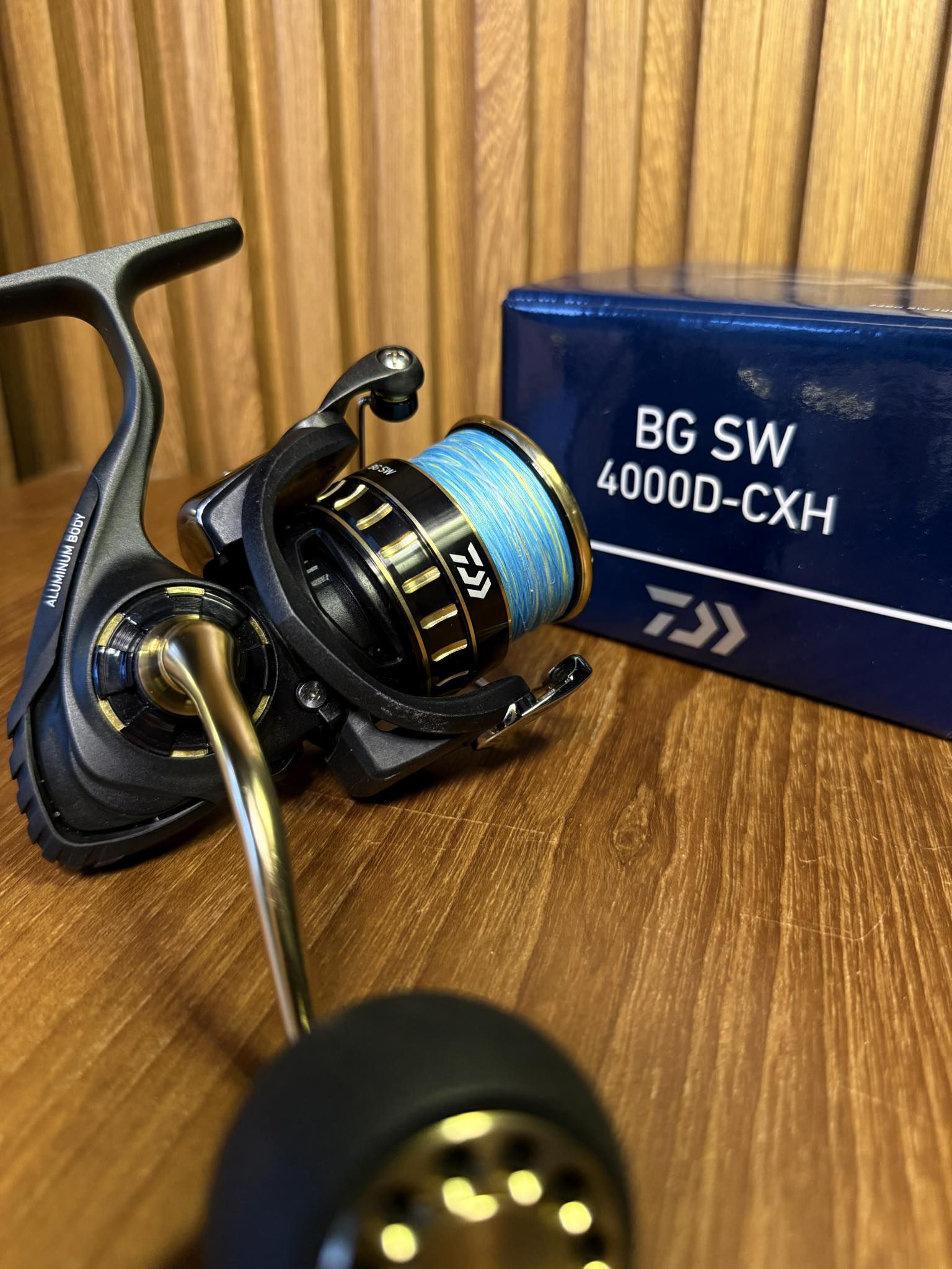 Daiwa 23 BG SW 4000D-CXH Spinning Reel – New, Japan Import With