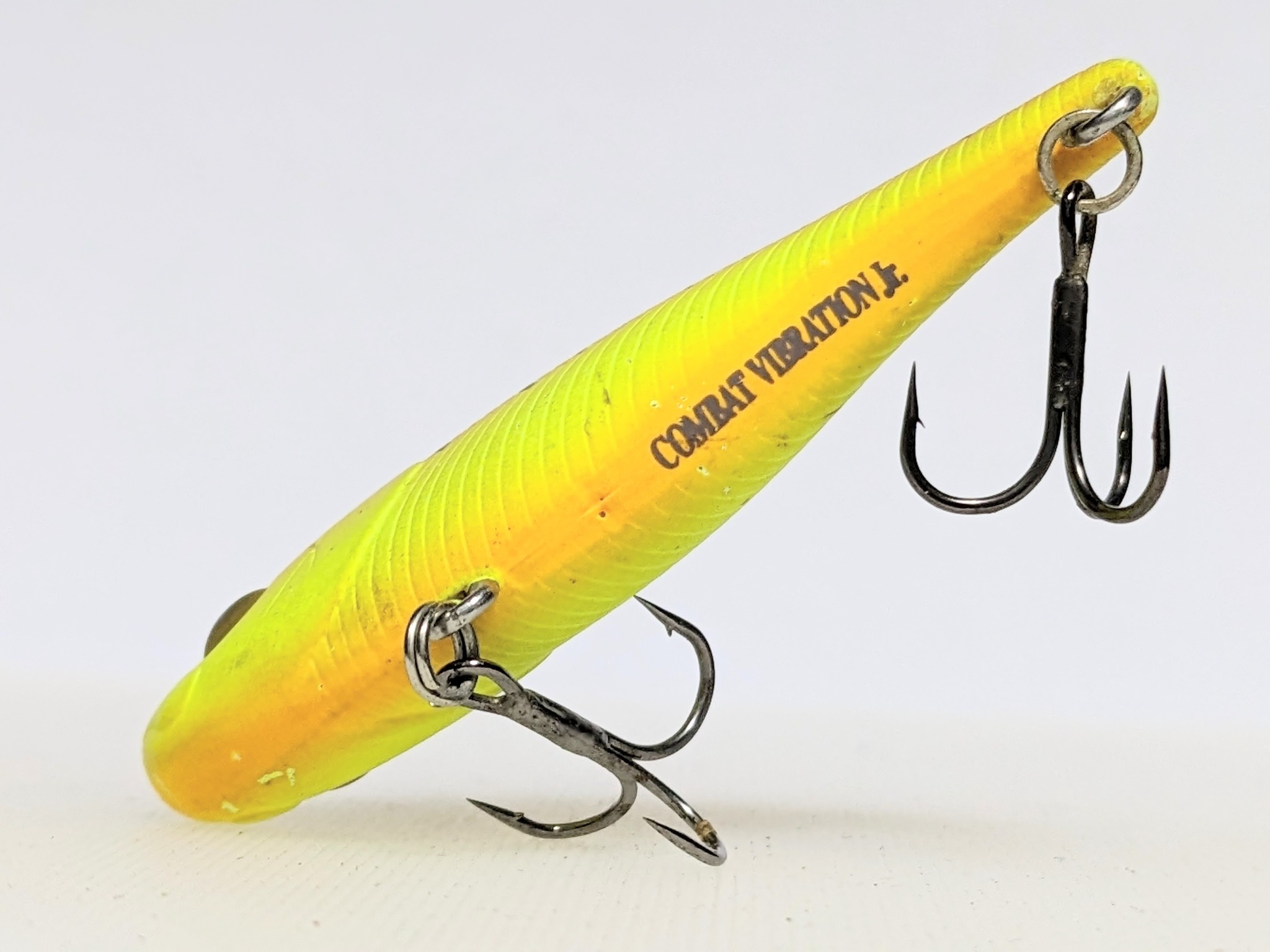 1. Evergreen Combat Vibration Jr. 60mm 10,7g - гарний стан