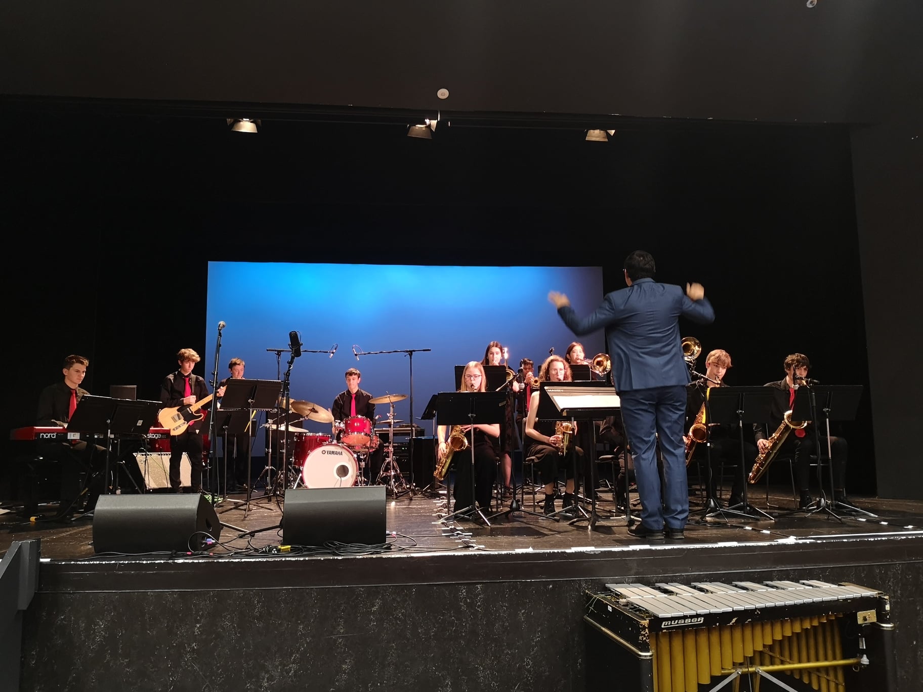 Cardi On Twitter Moqing Week Day 2 Modern Au Music Band Au Ft Xinyan Bc Ofc 原神 Moqingweek2021 Https T Co X1kpbaydaw Twitter