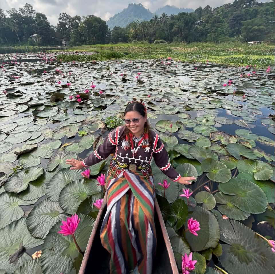 Kay wala naman sad tubig sa UpCor 🥴 niadto mig sapa para manlaba sa ...