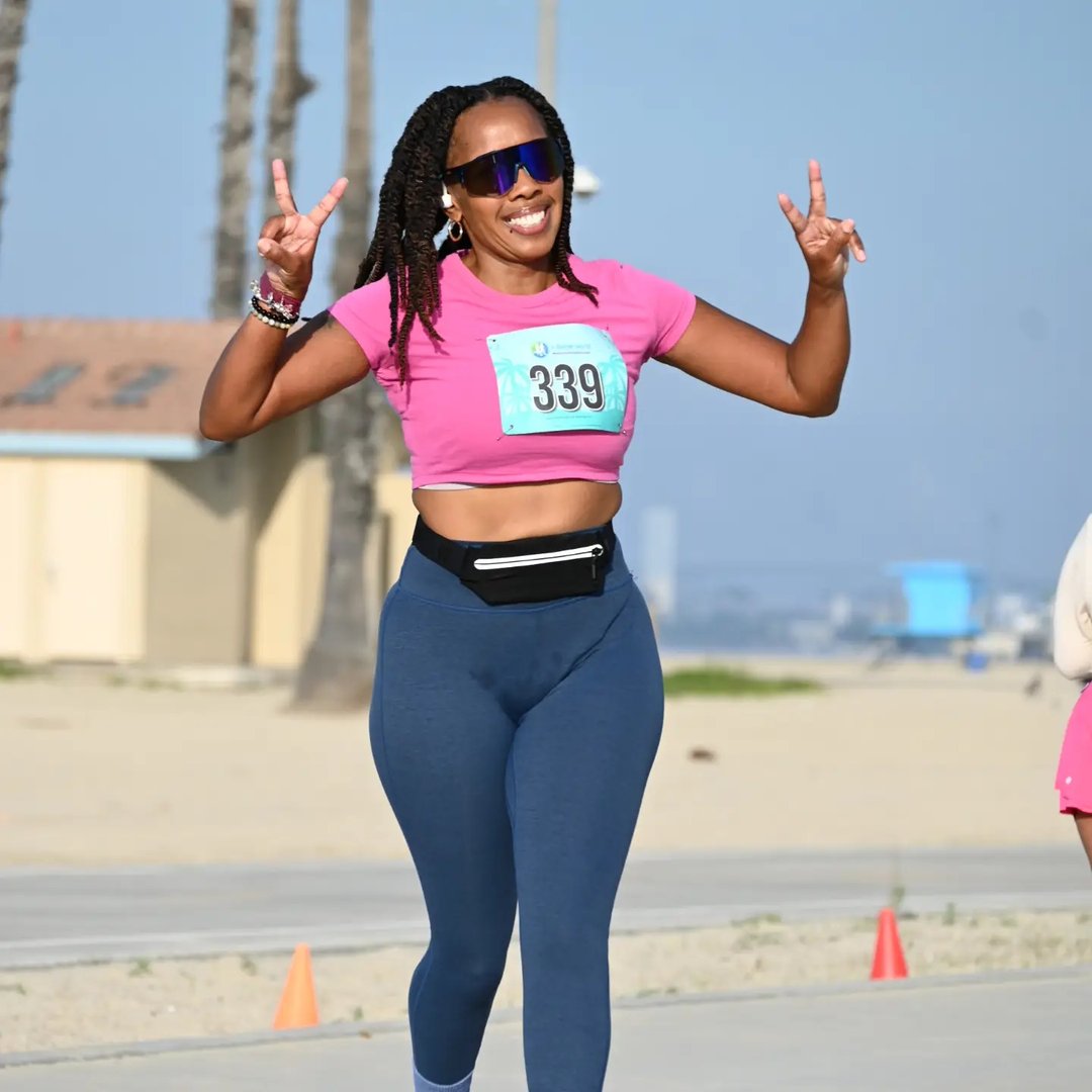 Ready for tomorrow's race 🏁 Bib pick-up 🏃🏽‍♀️Happy Friday Long Beach ...