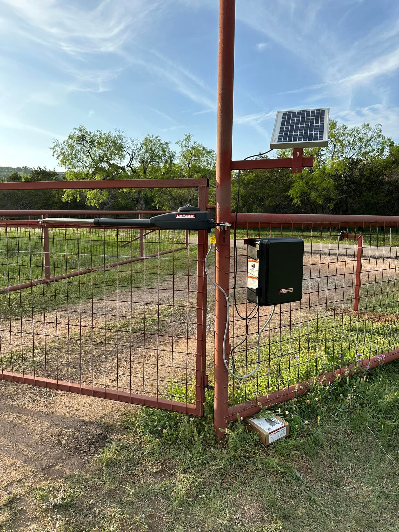 TX Gate and Fence
