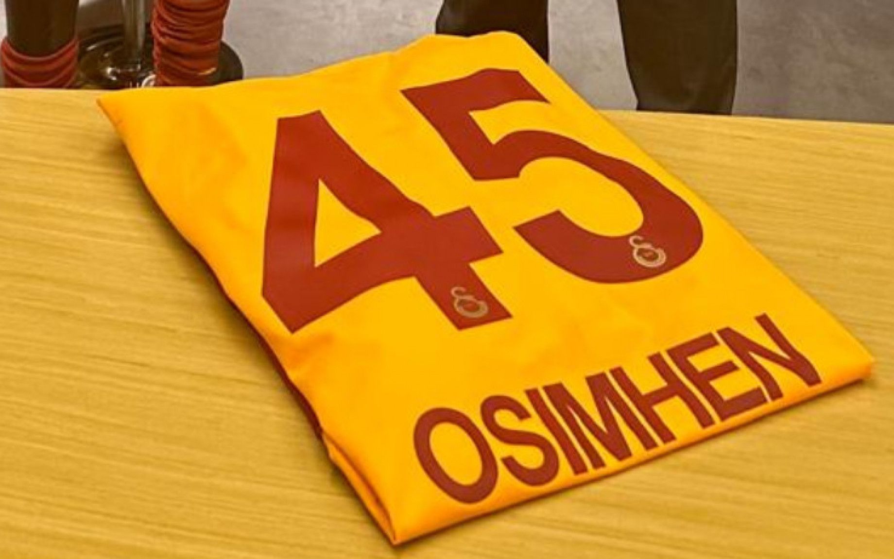 Victor Osimhen will don the number 45 at Galatasaray, a throwback 