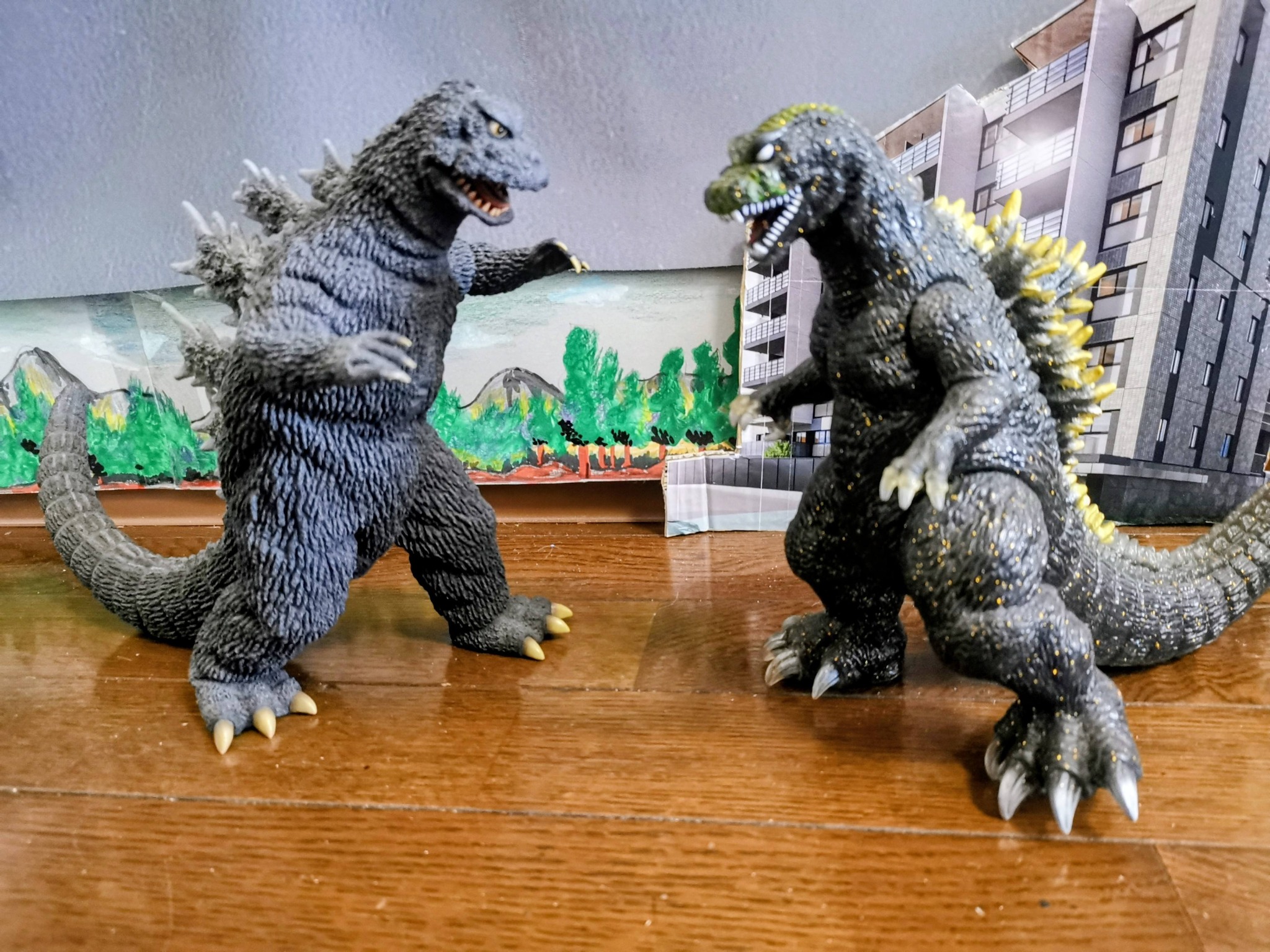 ゴジラ-0.0公開とか。 本日は棚の整理してムビモンのヘドラを整理 