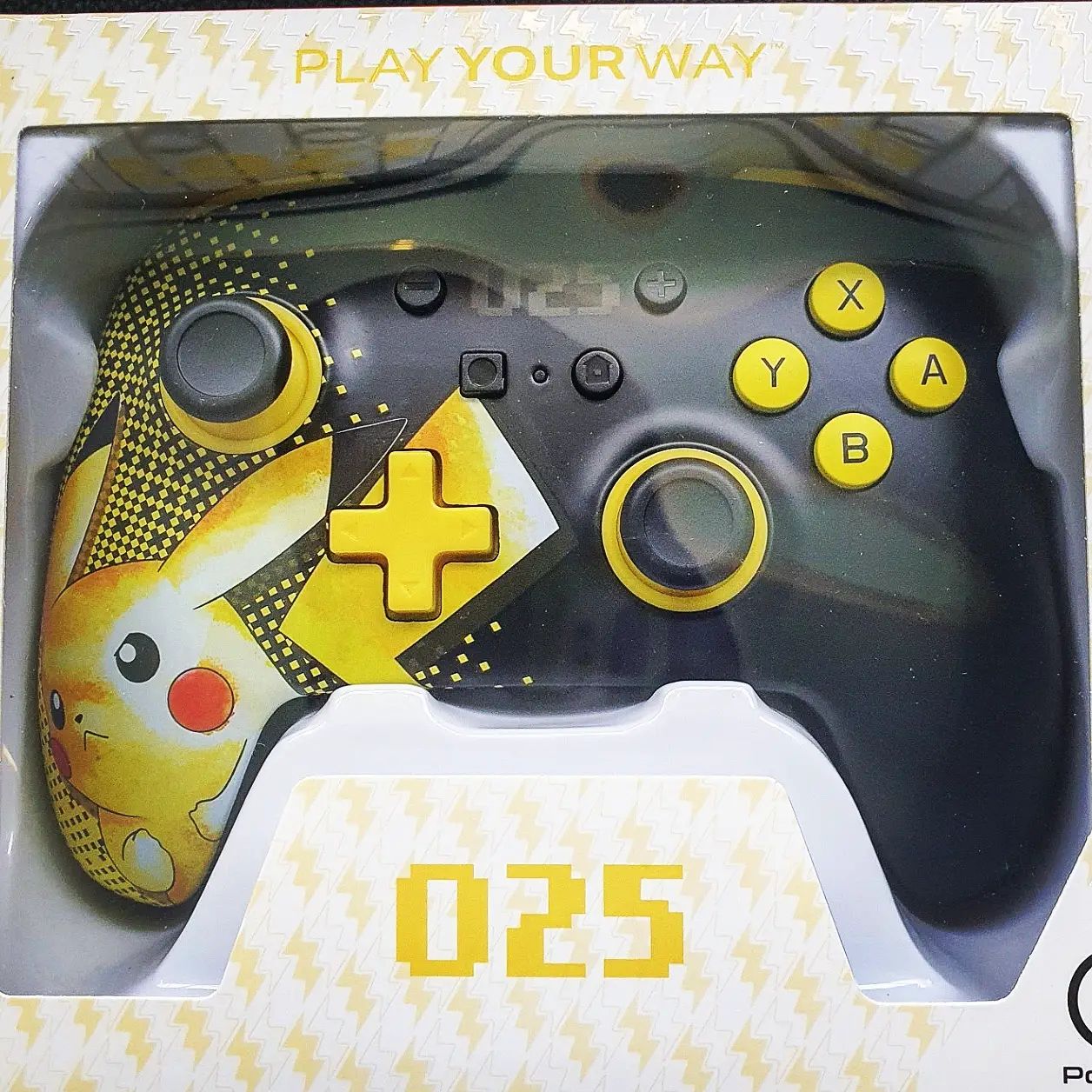 Nintendo Switch 25th anniversary Pro Controller is at the Gaming