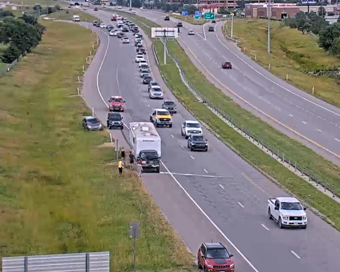 🚨 Traffic Alert – Avoid the Area 🚨 Wichita Police are currently