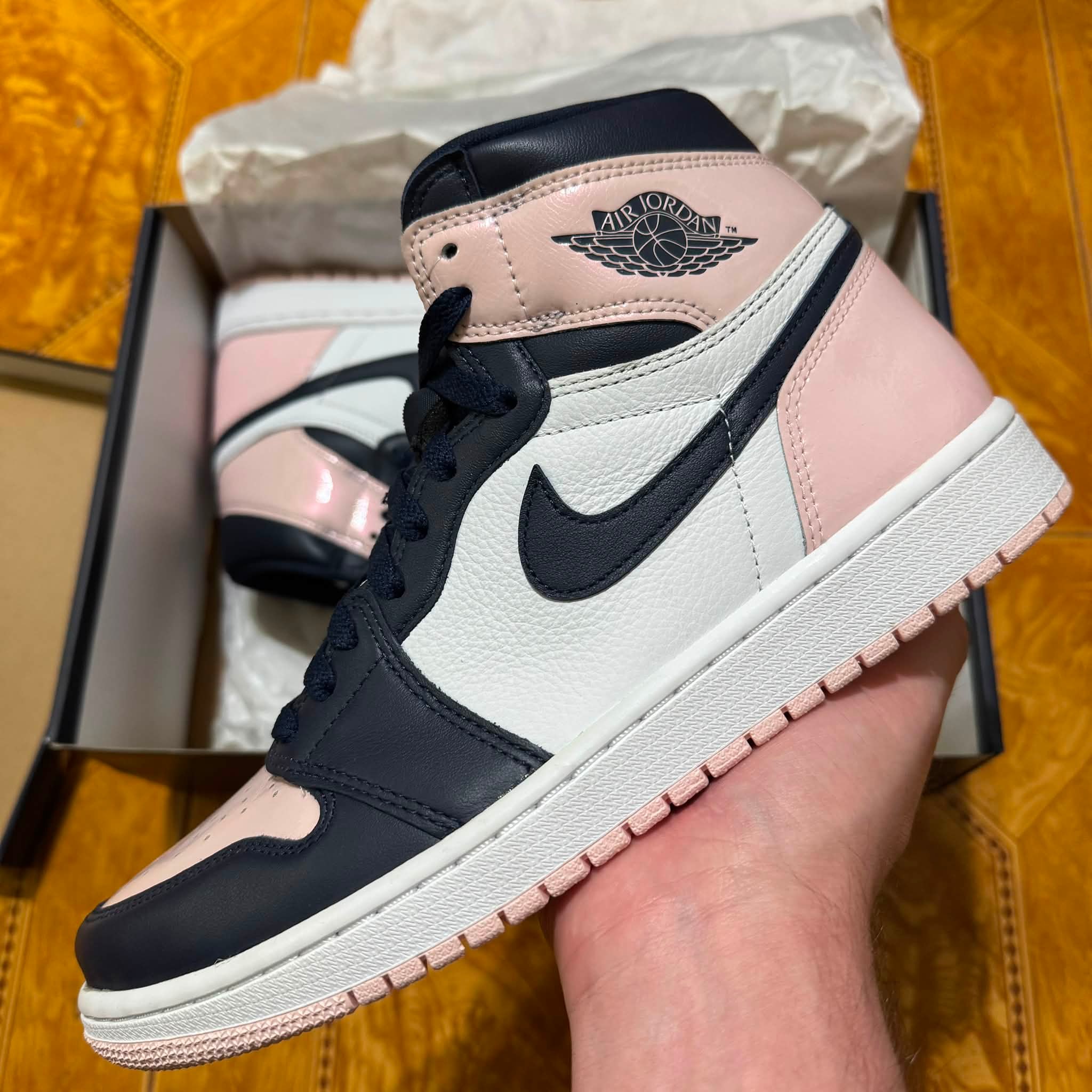 Air Jordan 1 Retro High Vibrations of Naija 🥵🥵🥵 Hombres