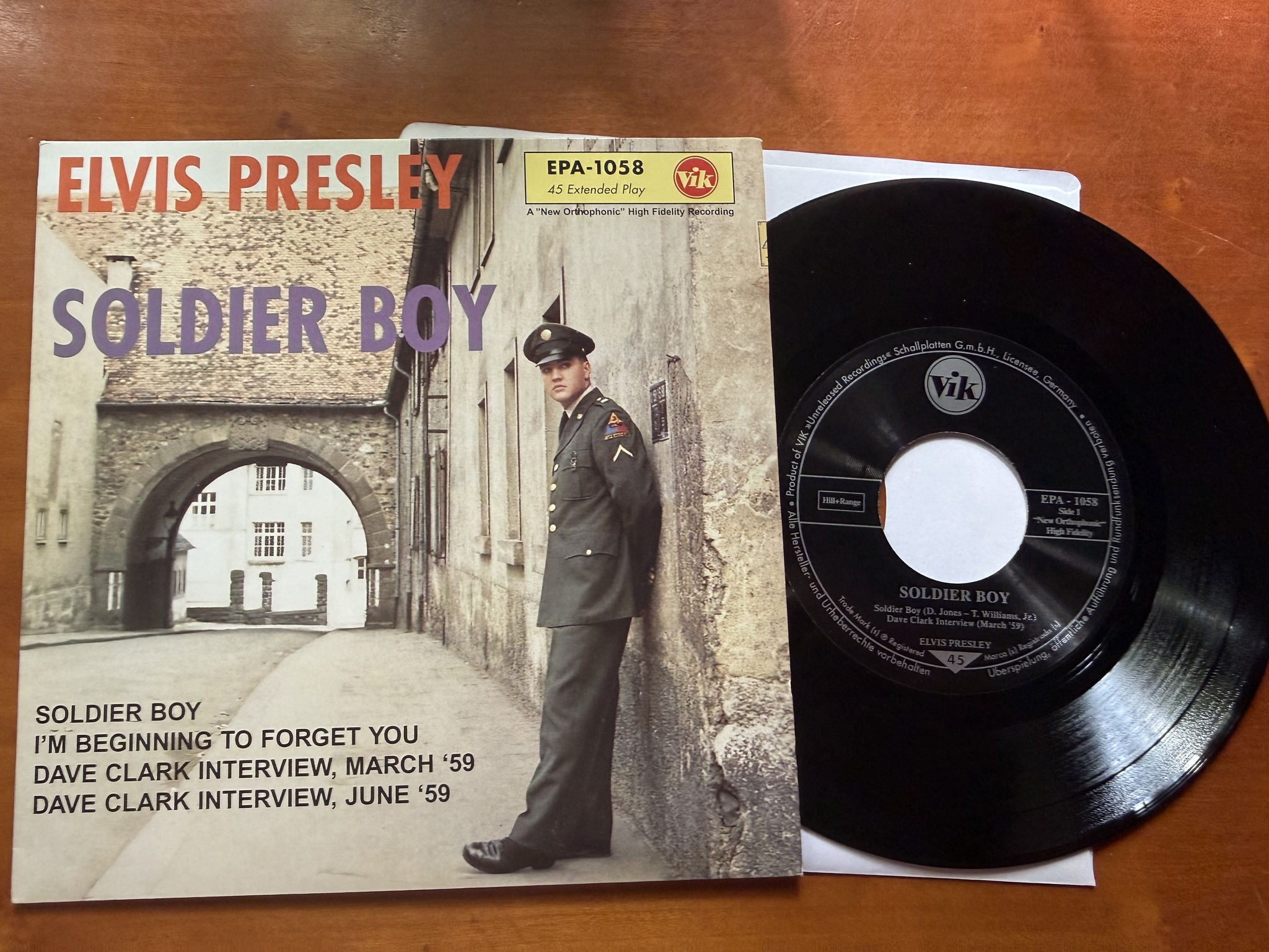 Elvis Presley Soldier Boy Boxset Review: Fast Shipping from Ron