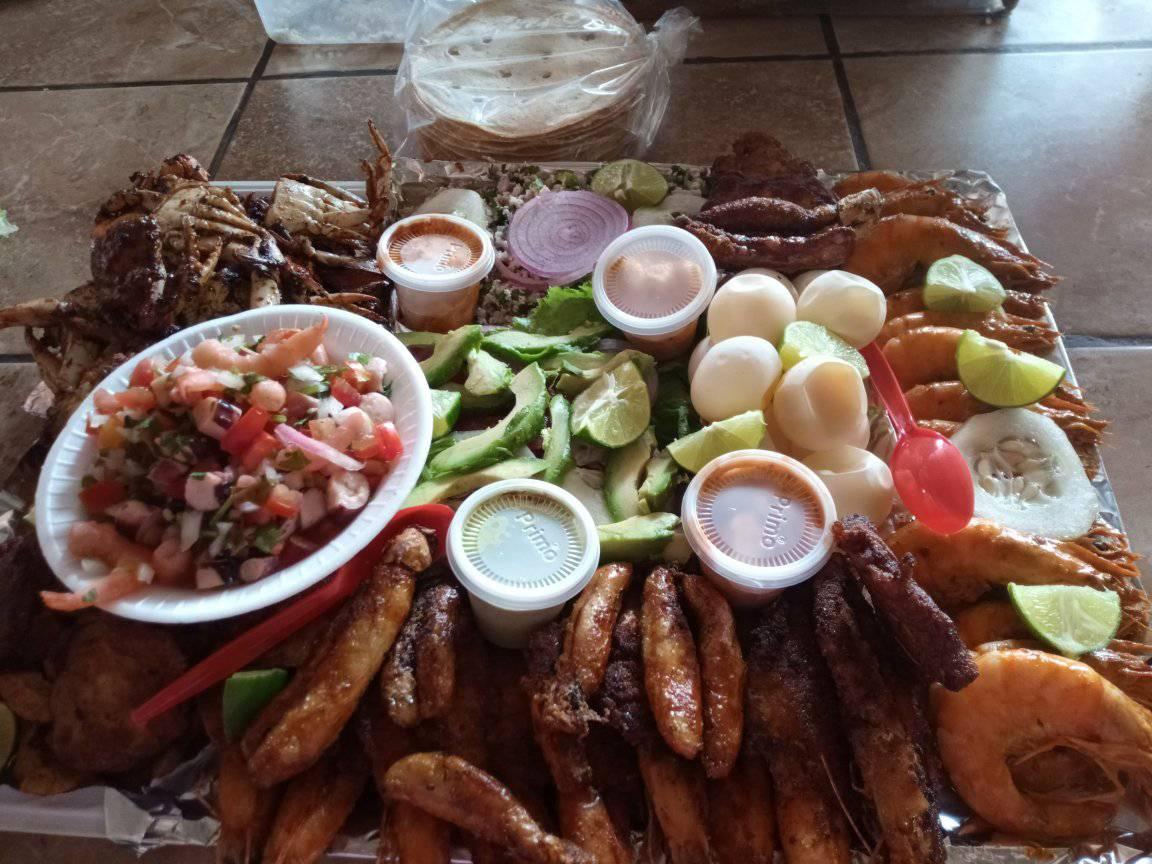 Pata de Mula en su concha 🐚 💯 Fresca 😎 con su limón y nuestra Salsa ...