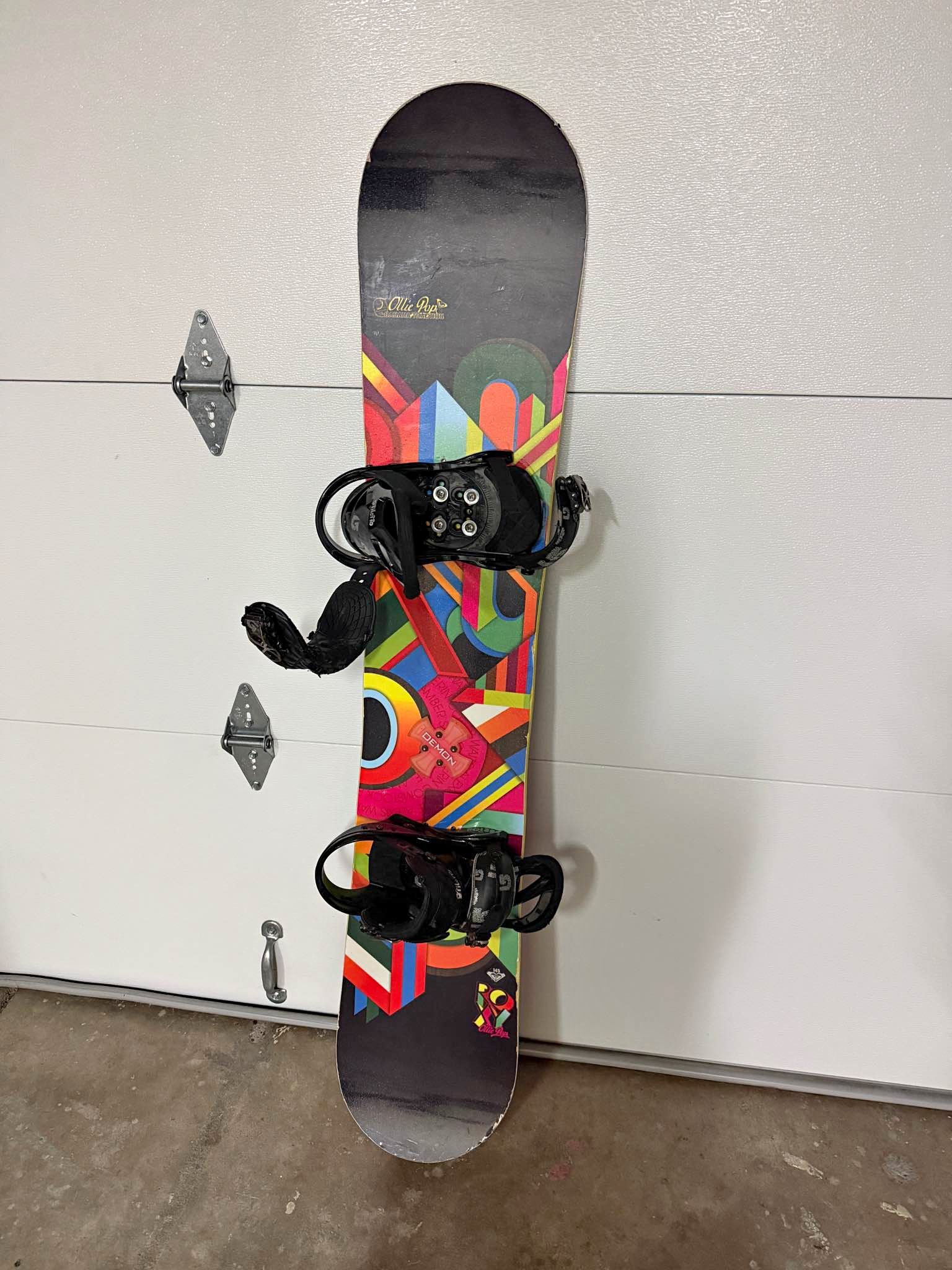 New and used Roxy-snowboard-145-cm for sale | Facebook Marketplace