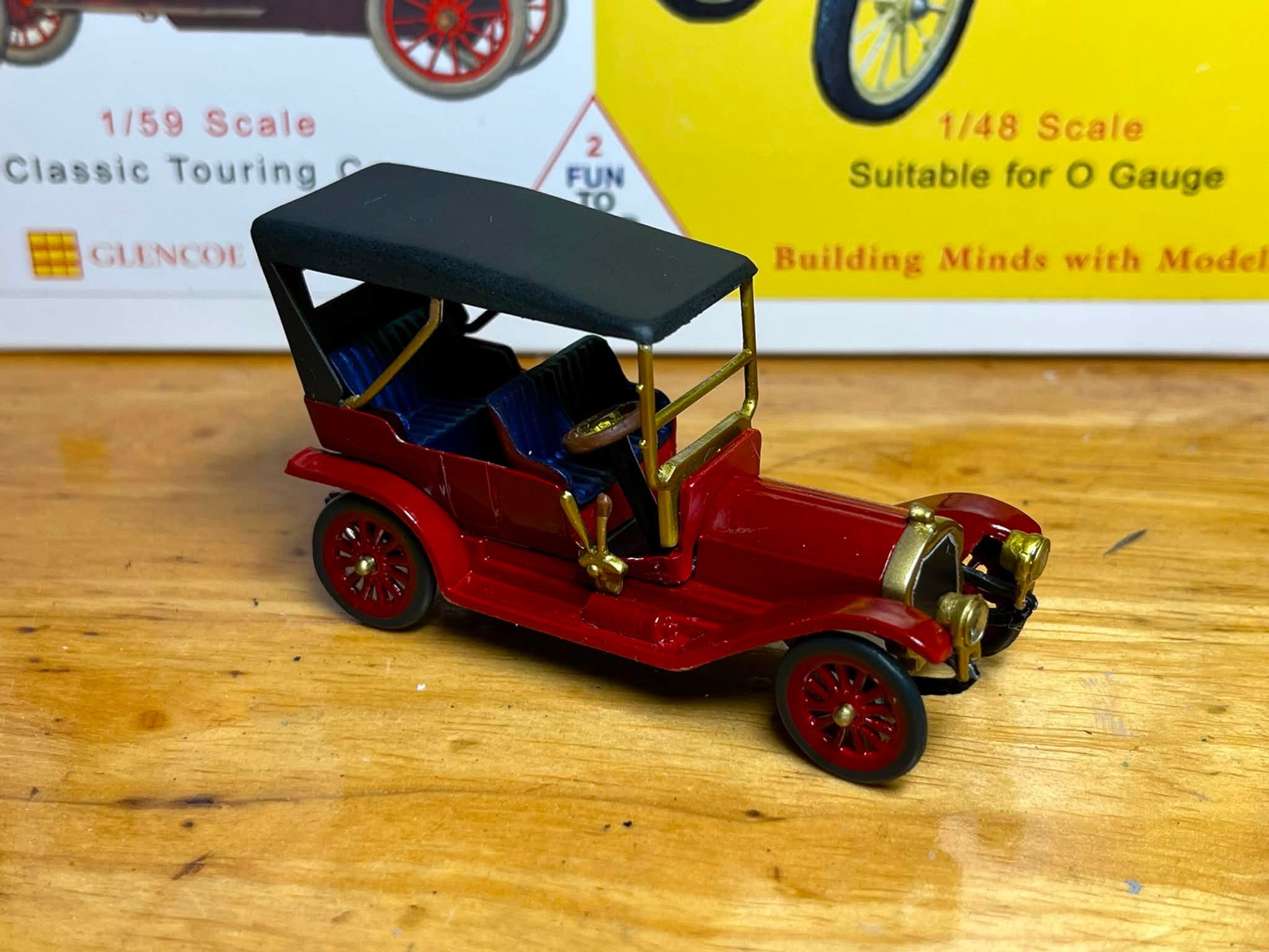 バンダイ1/16 ポルシェ924ターボ