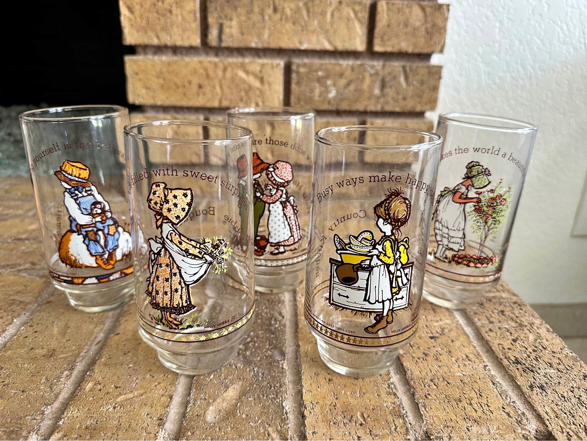 Vintage Set of 5 1970