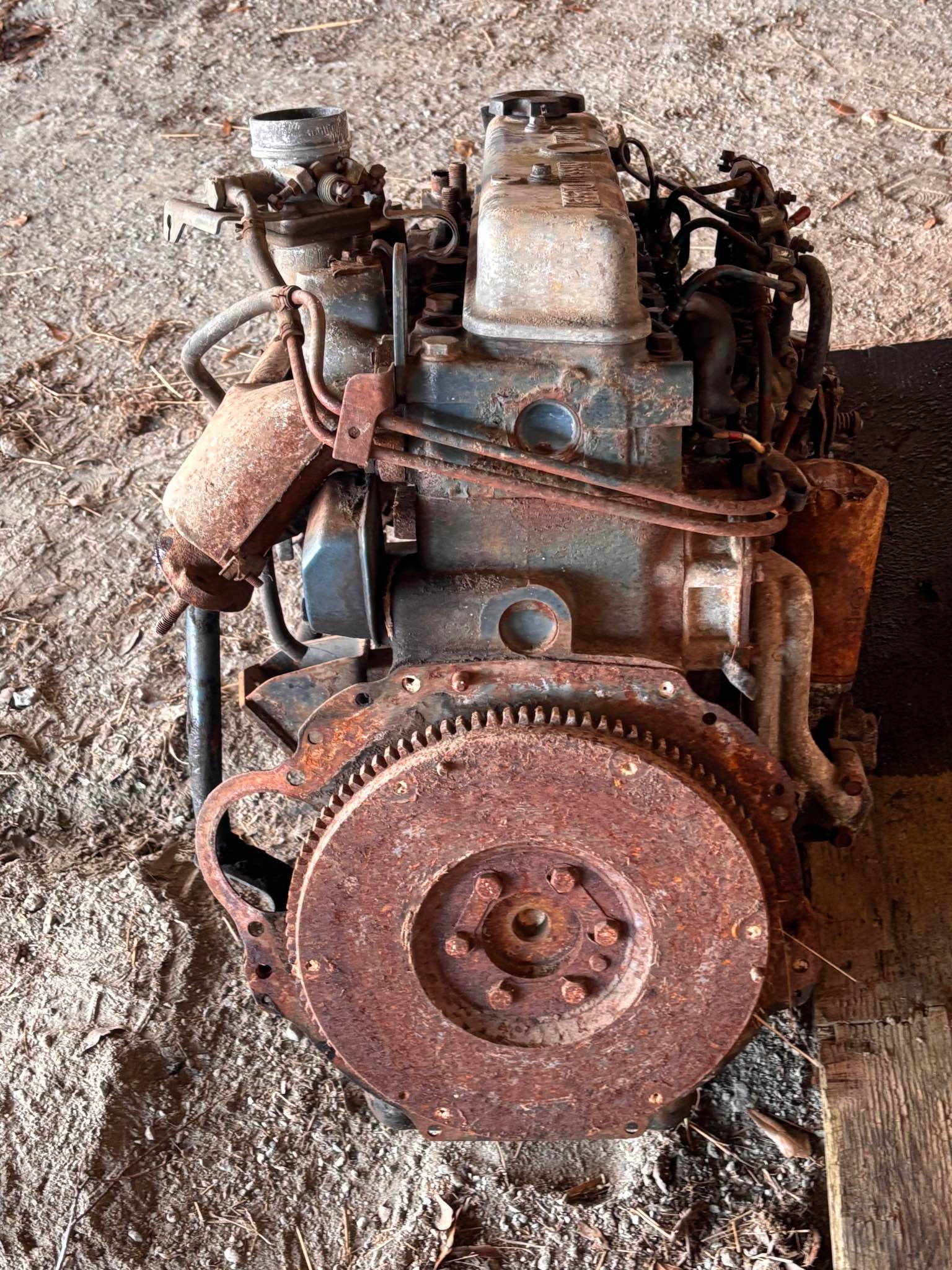 Engine-Nissan SD22 Diesel. Been housed in shed for 5 years. - Car ...