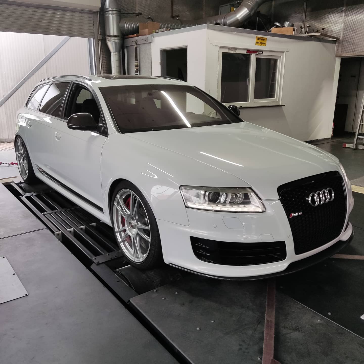 BK Performance - Audi RS6 4F V10TFSI Kompletter Service... | Facebook
