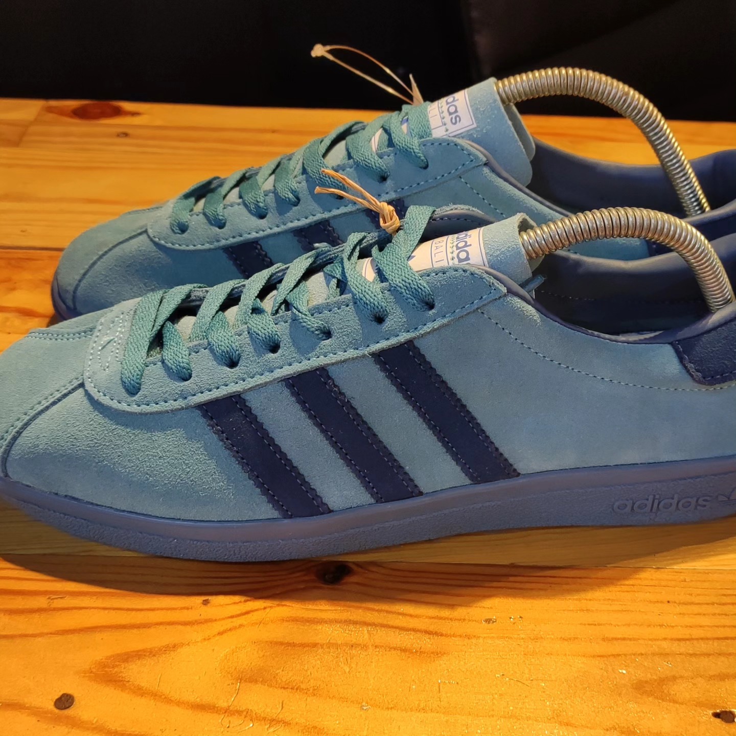 Adidas bali 8uk 26.5 cm RM 160 Free POS semenanjung SS tambah rm 8