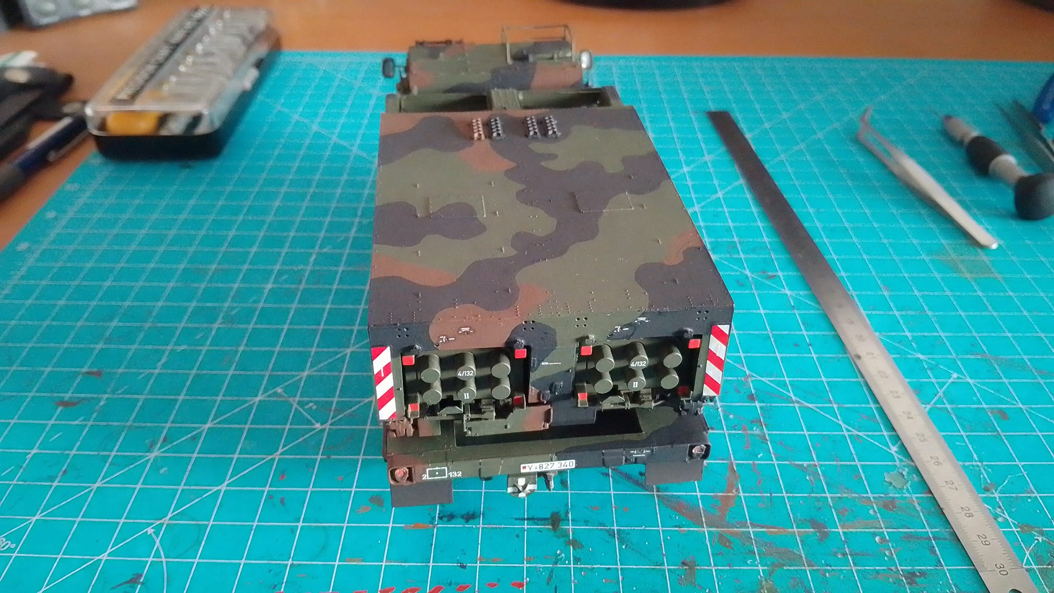 Mars mlrs model kit from trumpeter
