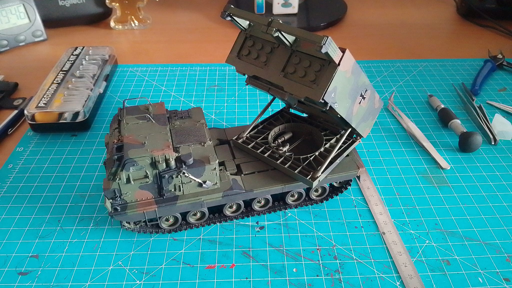 Mars mlrs model kit from trumpeter