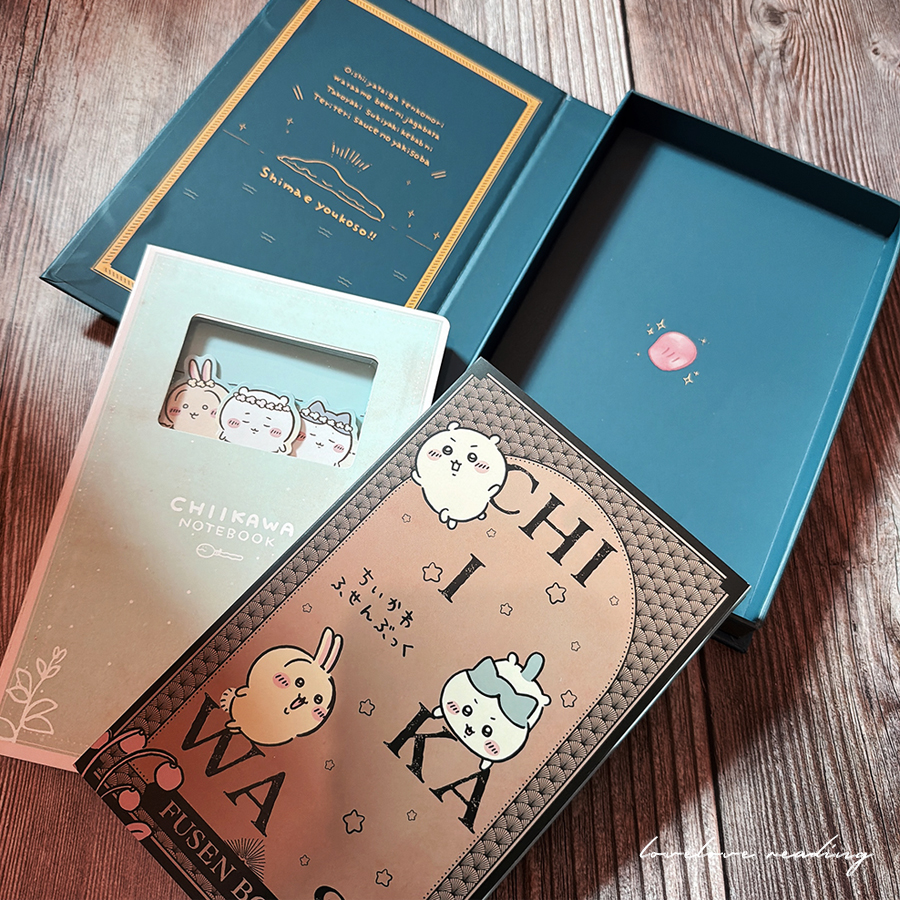 子楹 - 買書的小日子 ちいかわ人魚島篇來了 欸欸欸，不是吧，難道以後ちいかわ的日版漫畫我都要買特裝版了嗎？太豪華了吧！上一集的贈品已經讓我 ...
