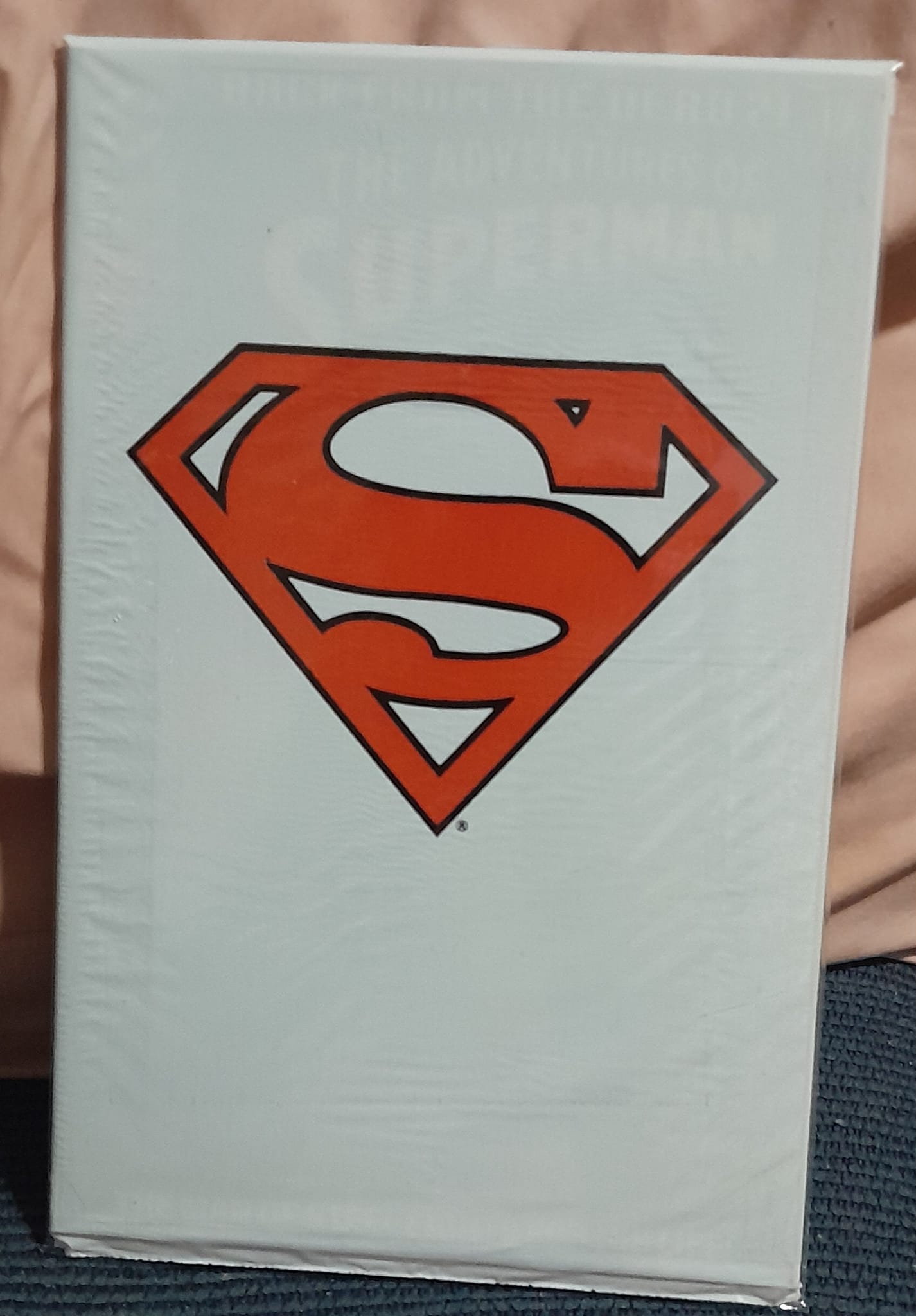 What cover variant is in the signed Adventures of Superman #500 bag?