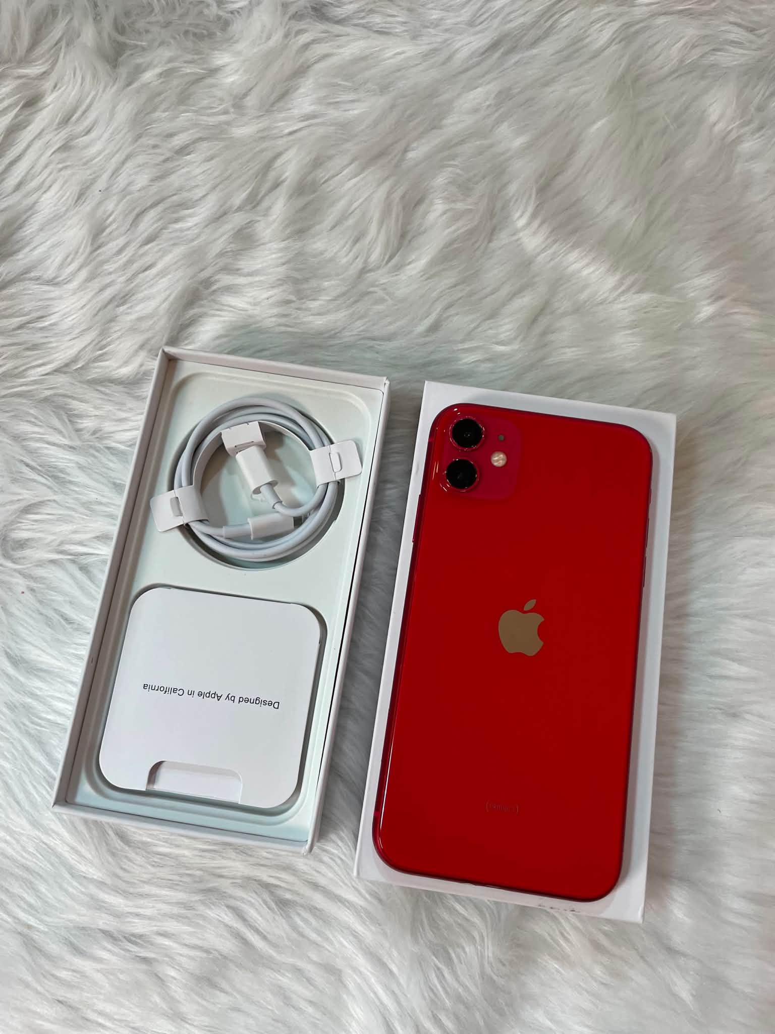IPHONE 11 64GB📱😍😍 Color: Red, Purple, Black, Mint Green Super