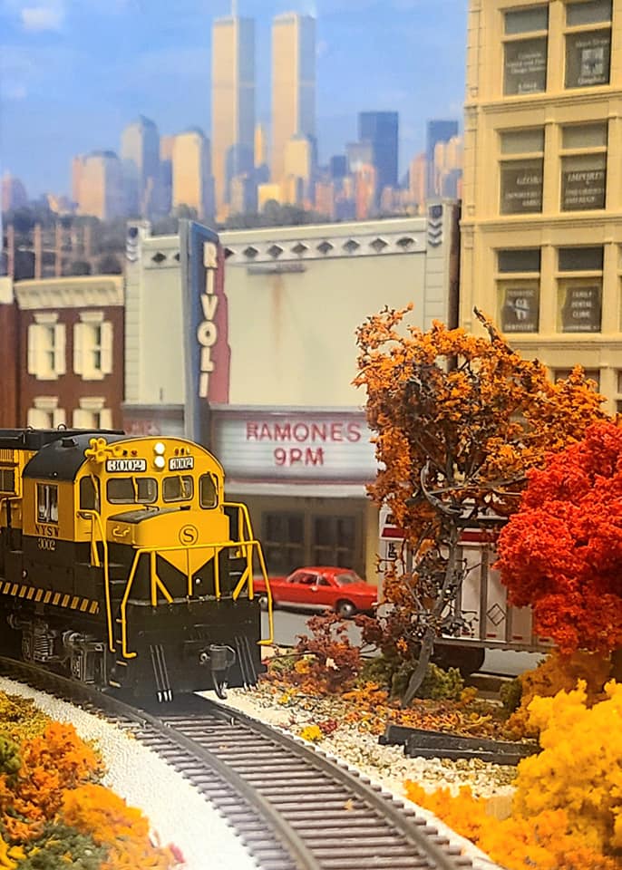 Happy... - NYSW 1986: The Sparta Mountain rebuild in HO scale