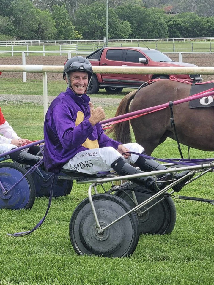 Queensland Thoroughbreds | Andrew Spinks “In the gig” | Facebook