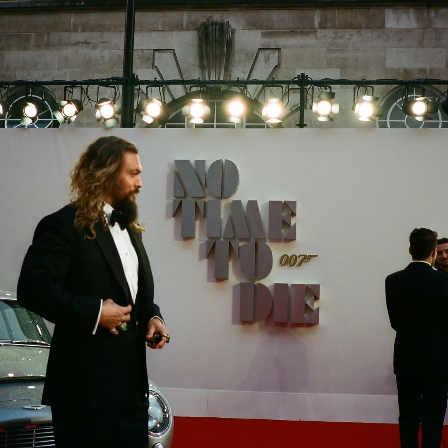 A few behind the scenes shots from the #notimetodie premiere 