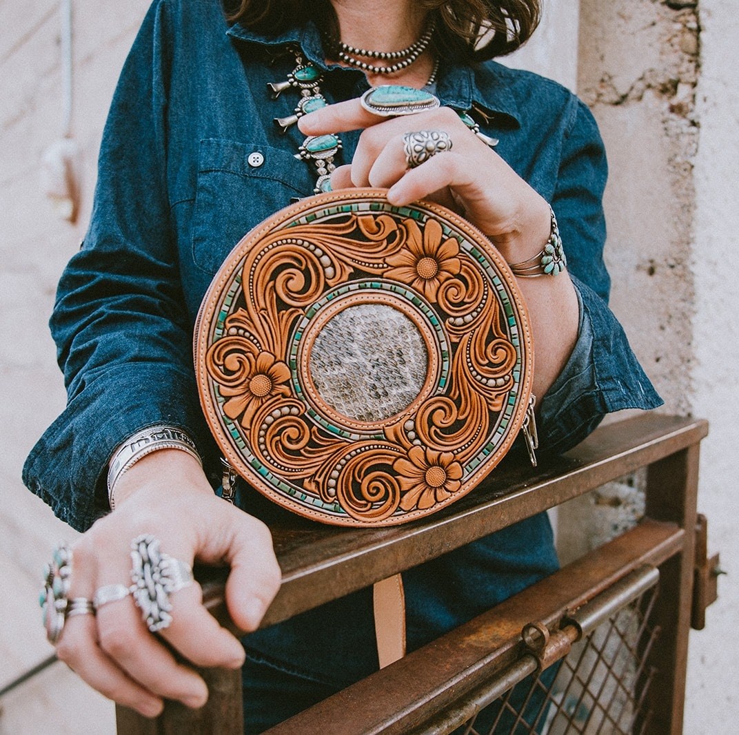 Custom belt on its way to Texas ️ #tooledleather #leatherbelt #cowgirl ...