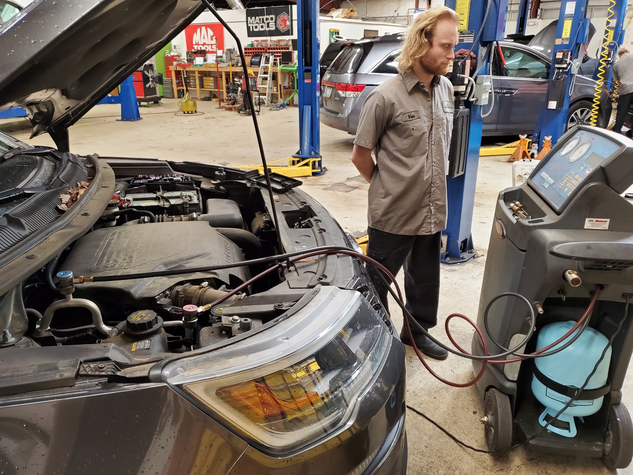 Avec Automotive Service Center - Home