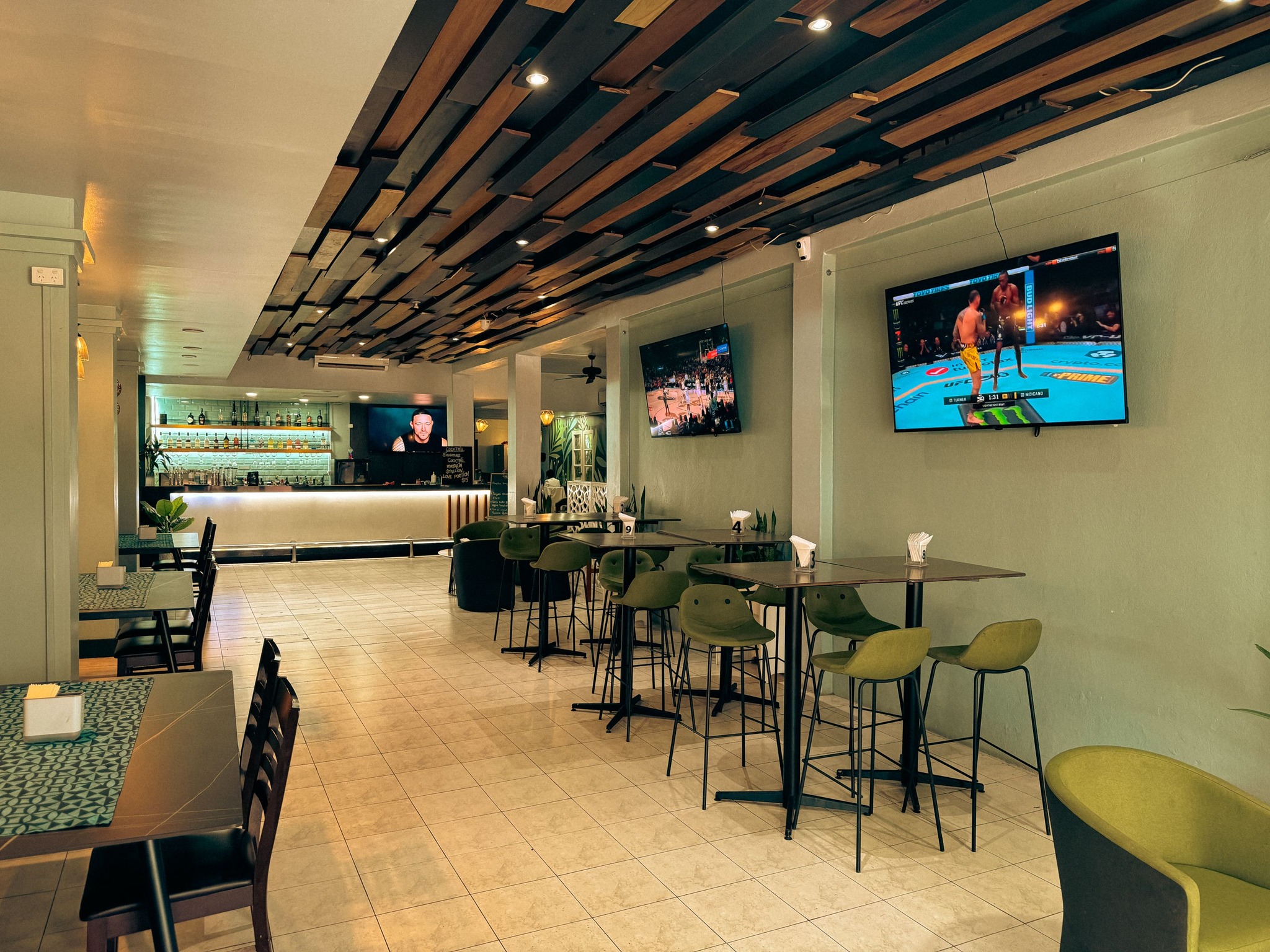 Syren - Bar and Bistro | Suva
