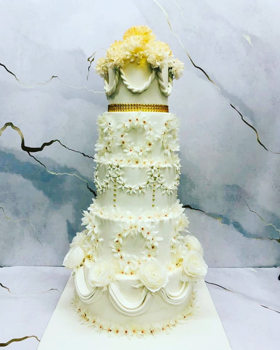 La Citronnelle Gateau De Mariage Avec Pate A Sucre Sur Facebook