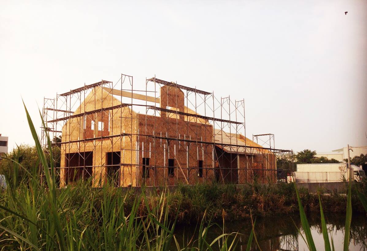 居林木構建築 Asperworld Log & Timber Homes - 『伸港』湖畔旁的木屋正在與大自然和諧共處， 想想午後印入眼簾的 ...