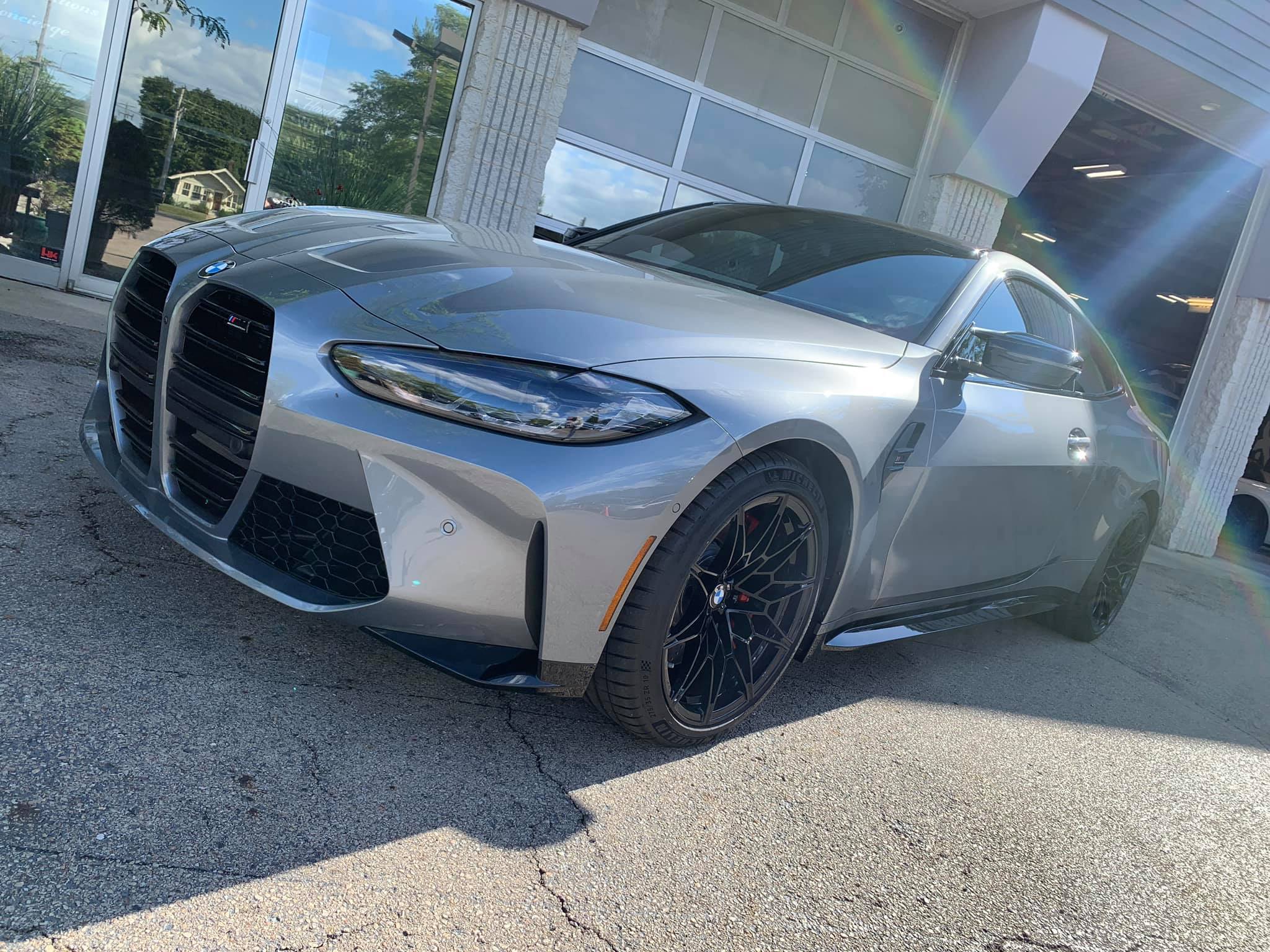 Auto Image - This 2022 Skyscraper Grey Metallic BMW M4...