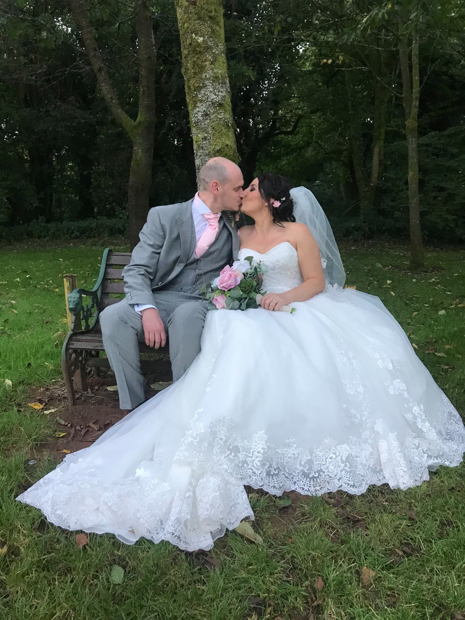 Congratulations to Becky and Greg... - Ridgeway Golf 4 All