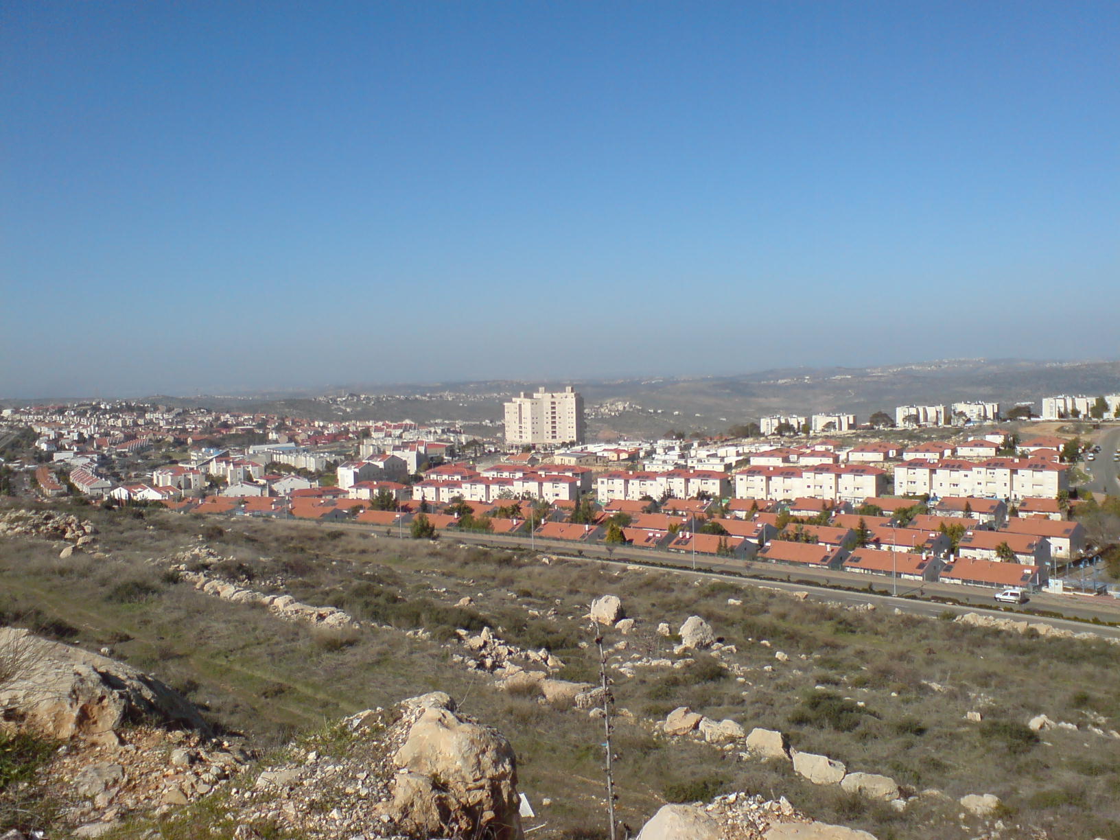 אריאל, עיר שמשעמם ומציק לחיות בה - מחאת הנוער נגד ההגבלות באריאל - Home